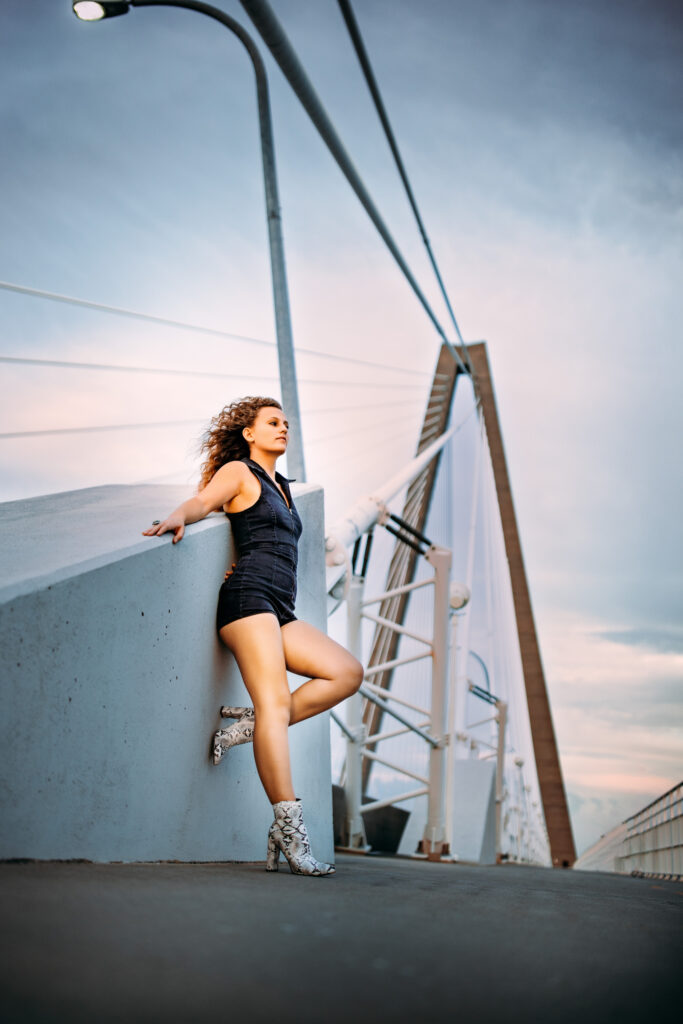 Senior photoshoot photo in Downtown Charleston South Carolina.